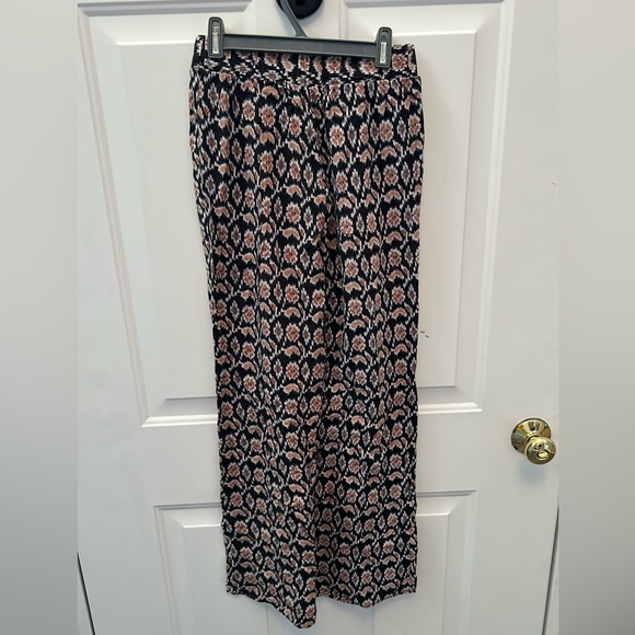 Print Flare Pants - Picture 6 of 6